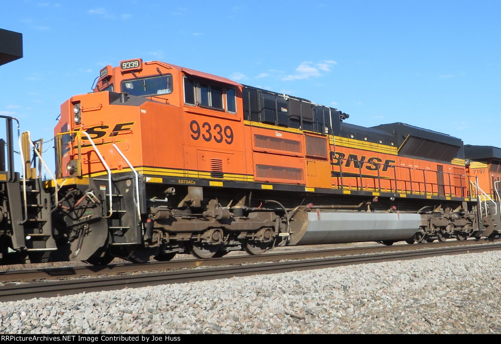 BNSF 9339